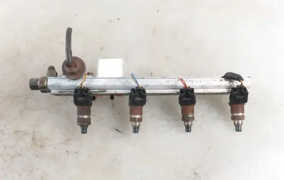 Honda Civic Fuel main line pipe