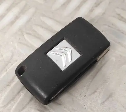 Citroen C2 Ignition key/card 