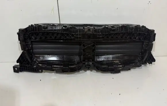 BMW iX3 G08 Intercooler air guide/duct channel DD5A226880323