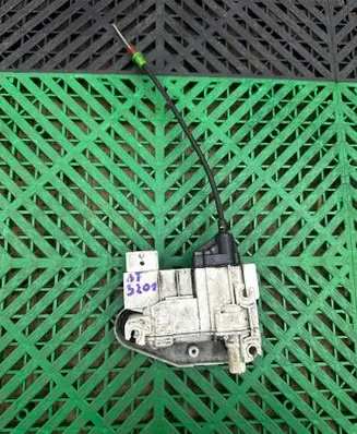 BMW X5 G05 Front door lock 7444677