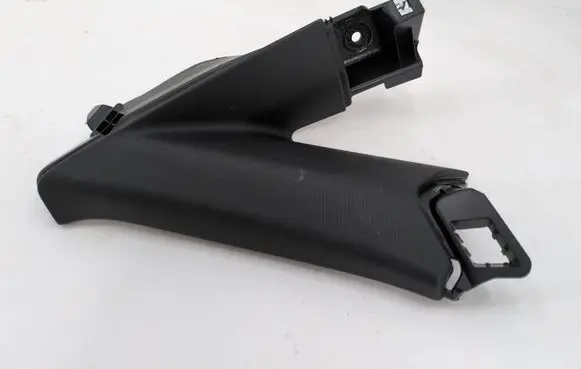 (C) pillar trim