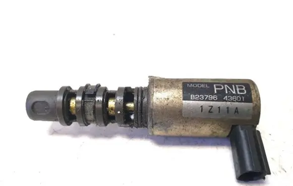 Honda CR-V Camshaft position sensor B23796