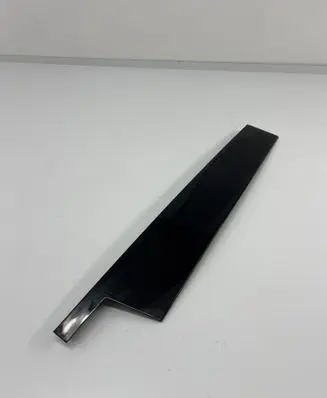 Mercedes-Benz ML W166 Front door glass trim molding A1666900187