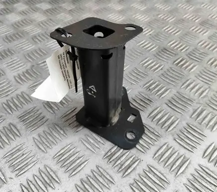 Nissan Juke II F16 Front bumper shock/impact absorber 561100277R