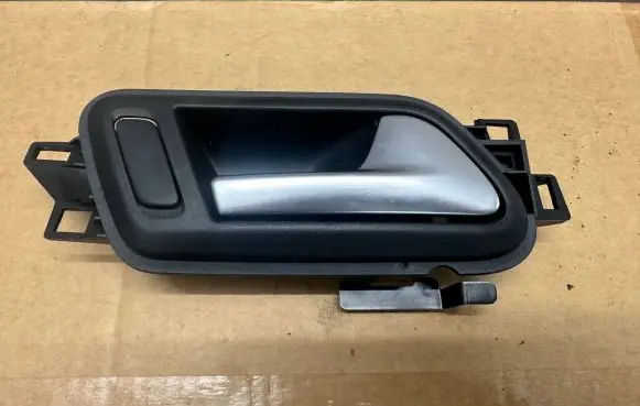 Volkswagen Amarok Front door interior handle 2H0837114D 2H0837114C
