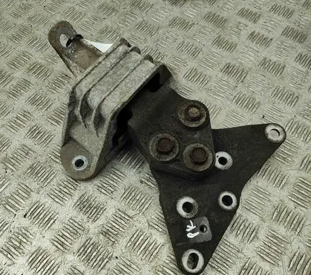 Opel Ampera Engine mount bracket 20969909