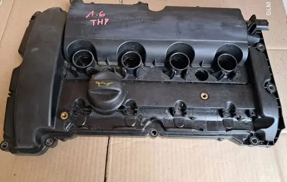 Peugeot 3008 I Rocker cam cover V758590780