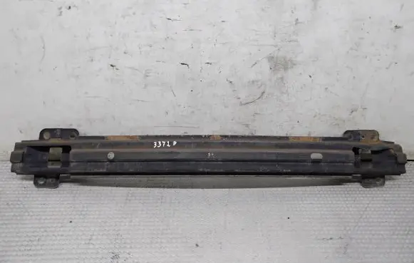 Hyundai i30 Front bumper cross member