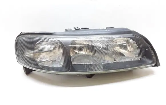 Volvo V70 Headlight/headlamp 8693548