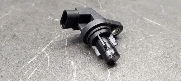Mercedes-Benz E W212 Camshaft position sensor 0232103107