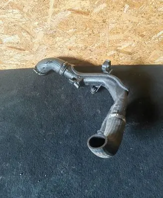 Skoda Superb B6 (3T) Intercooler hose/pipe 5N0145770A