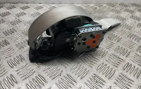 Audi A7 S7 4G Front seatbelt 4G8857706M