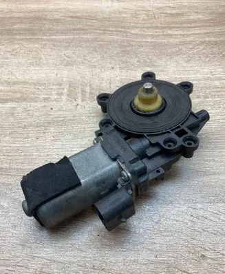 Alfa Romeo 166 Rear door window regulator motor 260706 D247108
