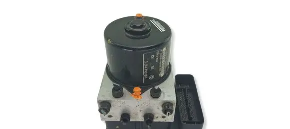 Volkswagen Golf IV ABS Pump 1C0907379C 1J0614117E
