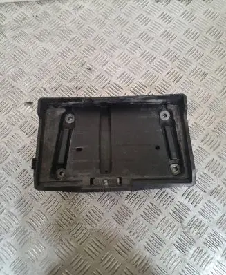 Battery tray