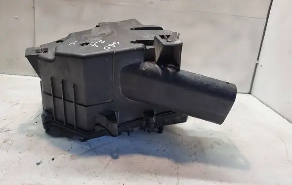 Volvo S60 Air filter box 30636830