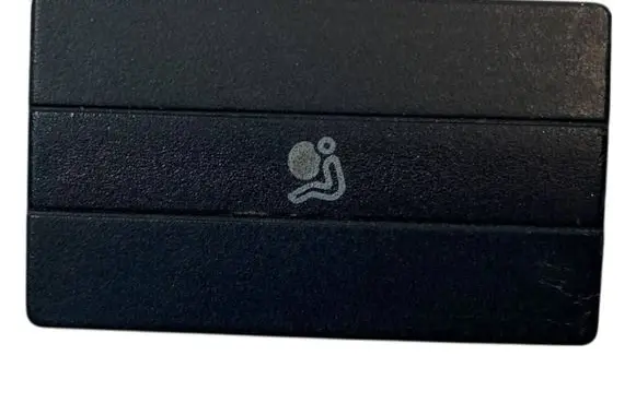 Volkswagen Transporter - Caravelle T4 Passenger airbag on/off switch 3A0919235