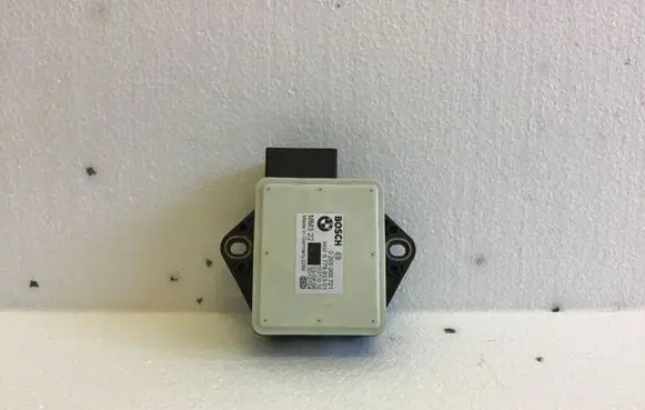 BMW X6 E71 Acceleration sensor 67799130 3452677991301 10213510