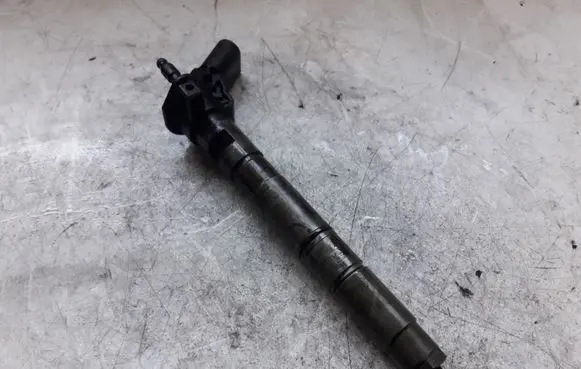 Audi Q7 4L Fuel injector 059130277AH