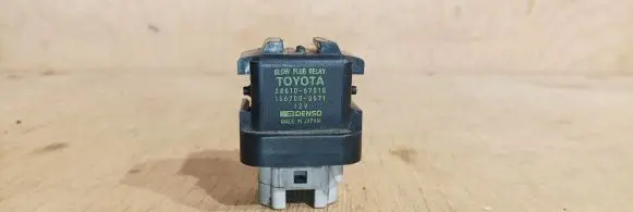 Toyota Corolla Verso E121 Glow plug pre-heat relay 2861067010 1567000671 DENSO