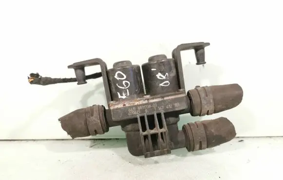 BMW 5 E60 E61 Coolant heater control valve 1147412181 070621 6931708