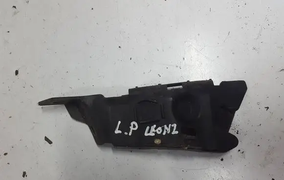 Seat Leon (1P) Front bumper mounting bracket 1P0807183XAUTOPX 1P0807183