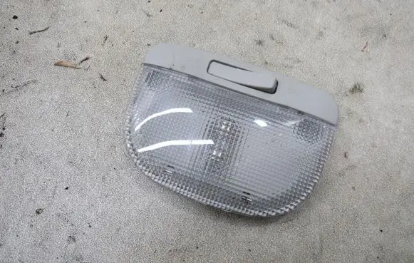 Subaru XV I Headlining lighting console trim GMAUTO4574097