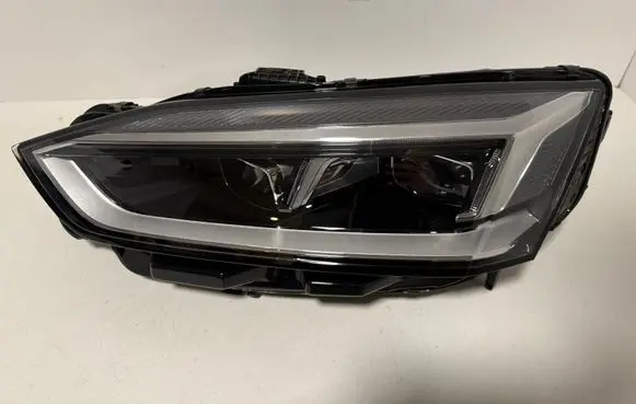 Audi A5 Headlight/headlamp 8W6941033D