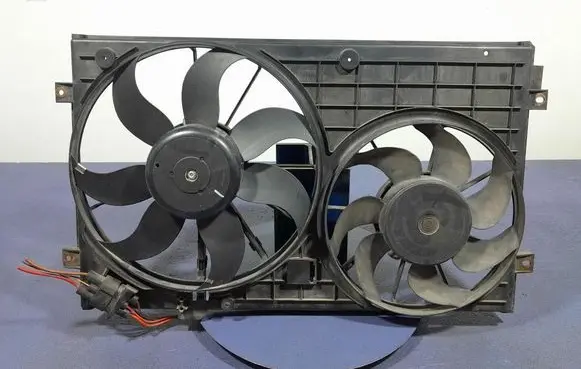 Volkswagen Golf IV Electric radiator cooling fan 1K0121207T