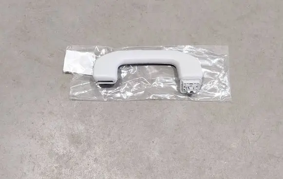 Mercedes-Benz GLC C253 Front interior roof grab handle A0998150036