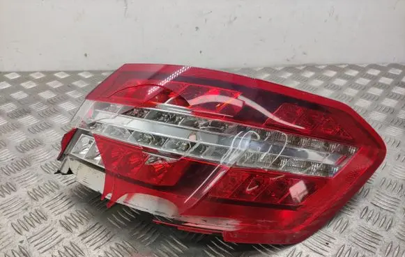 Mercedes-Benz E W212 Rear/tail lights A2129060658
