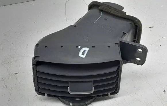 Toyota Corolla Verso E121 Dashboard side air vent grill/cover trim 5566064010 6556424010