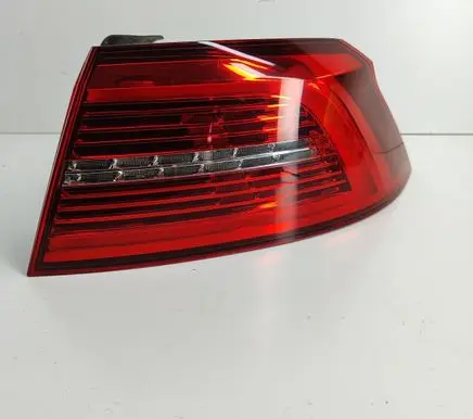 Volkswagen PASSAT B8 Rear/tail lights 3G5945208