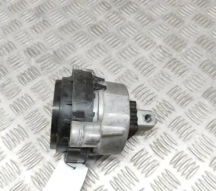 BMW X3 G01 Engine mount bracket 6860496
