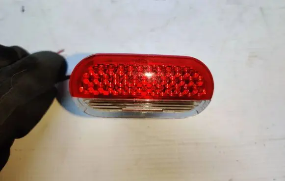 Skoda Octavia Mk1 (1U) Front door interior light 1j0947411b