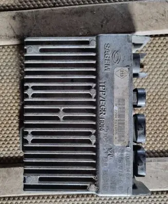 Renault Master II Engine control unit/module 7700311655