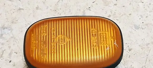 Toyota Picnic Front fender indicator light 6R019461