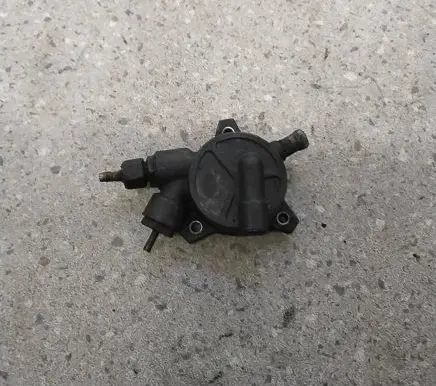 Opel Combo C Vacuum pump