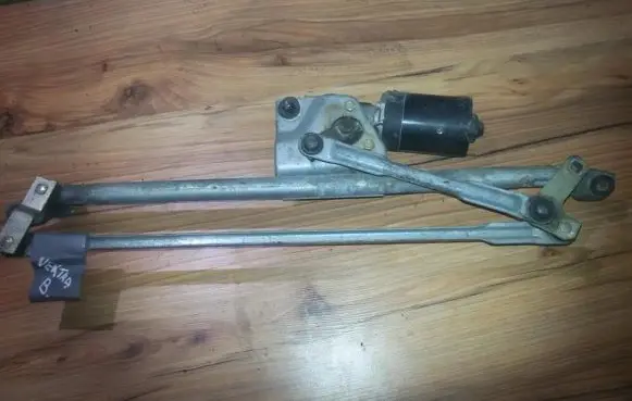 Opel Vectra B Front wiper linkage and motor