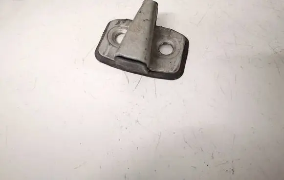 Audi A4 S4 B5 8D Rear door lock loop/hook striker 