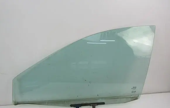 Nissan Almera Tino Front door window glass four-door 