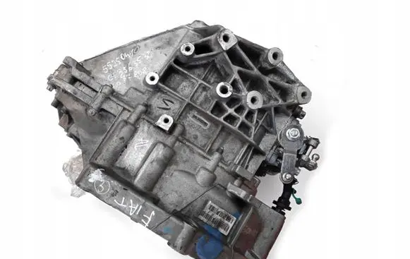 Fiat Fiorino Manual 6 speed gearbox 5525041055236747