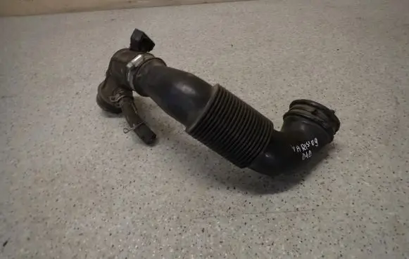 Toyota Yaris Intercooler hose/pipe