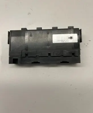 Lexus CT 200H Fuse module 8264171010 72818503 06N23