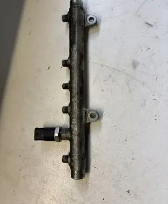 Renault Scenic II - Grand scenic II Fuel main line pipe 0445214015