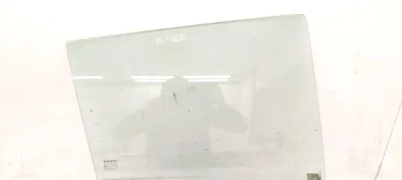 Suzuki SX4 S-Cross Rear door window glass 43R00048