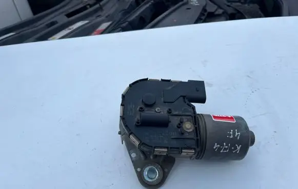 Audi A6 S6 C6 4F Wiper motor 4F1955119C
