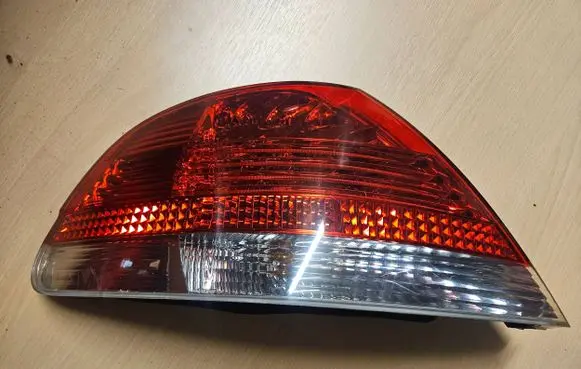 BMW 7 E65 E66 Rear/tail lights 6937235 325003 A404088