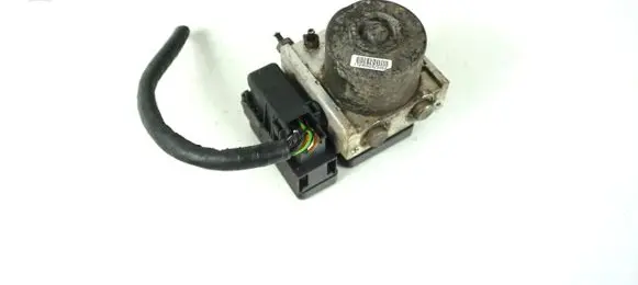 Ford Fiesta ABS Pump 4S61-2M110-CC D461