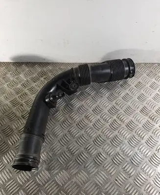 Volvo XC60 Turbo air intake inlet pipe/hose 31657341 D23NA
